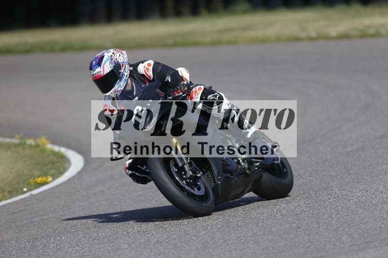 /21 17.06.2026  Ducati Schweiz Track Warmup ADR/Gruppe blau/12
